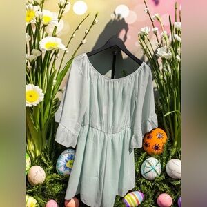 Elings Light Green Off-Shoulder romper Baloon Sleeves Lined Sz M NWT